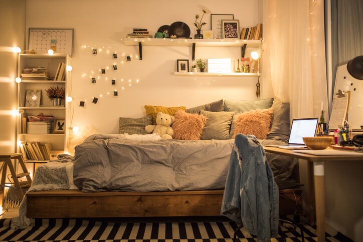 Easy Dorm Room Decorating Ideas For New, Loft Bed Dorm Room Ideas