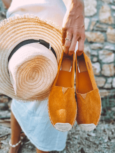 tropical vacation outfits